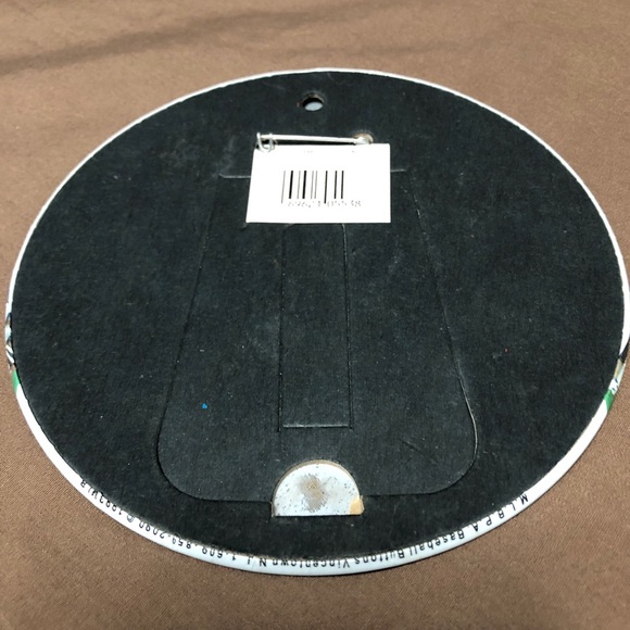 1993 Word Series Toronto Blue Jays six inch buttons.Limited edition AL and World - Picture 3 of 6